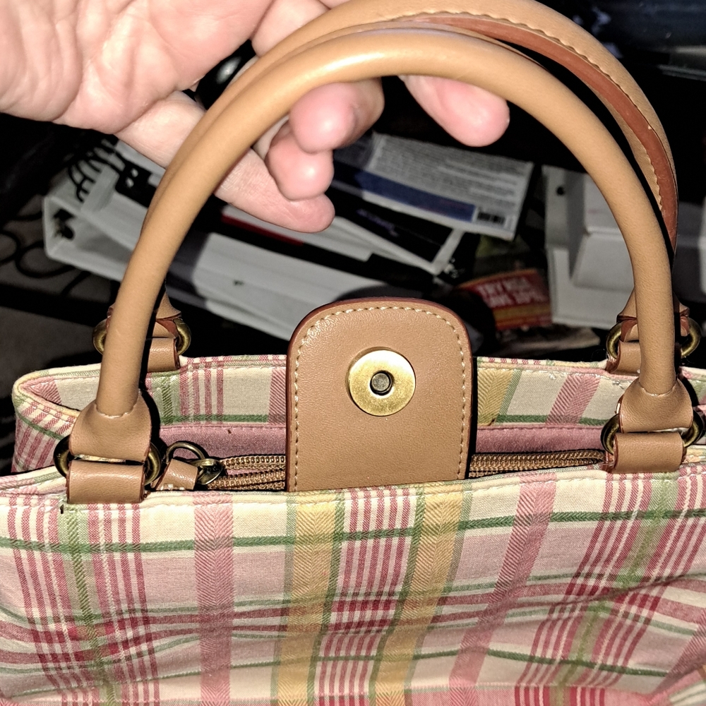 Ladies Relic Handbag - Picture 13 of 13